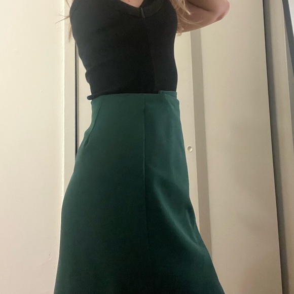 ASOS Green Wrap Skirt - Picture 2 of 7